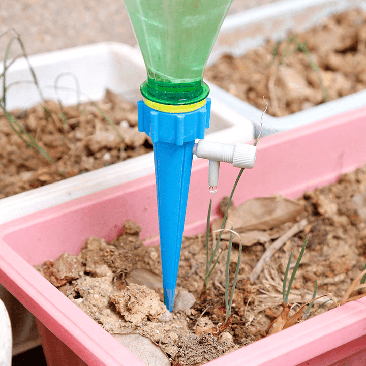 Skanto | GrowSmart Spike – Justerbart automatisk vanning system med flaske resirkuleringsfunksjon