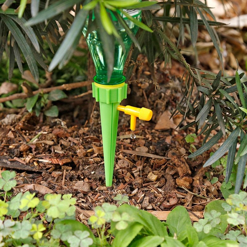 Skanto | GrowSmart Spike – Justerbart automatisk vanning system med flaske resirkuleringsfunksjon