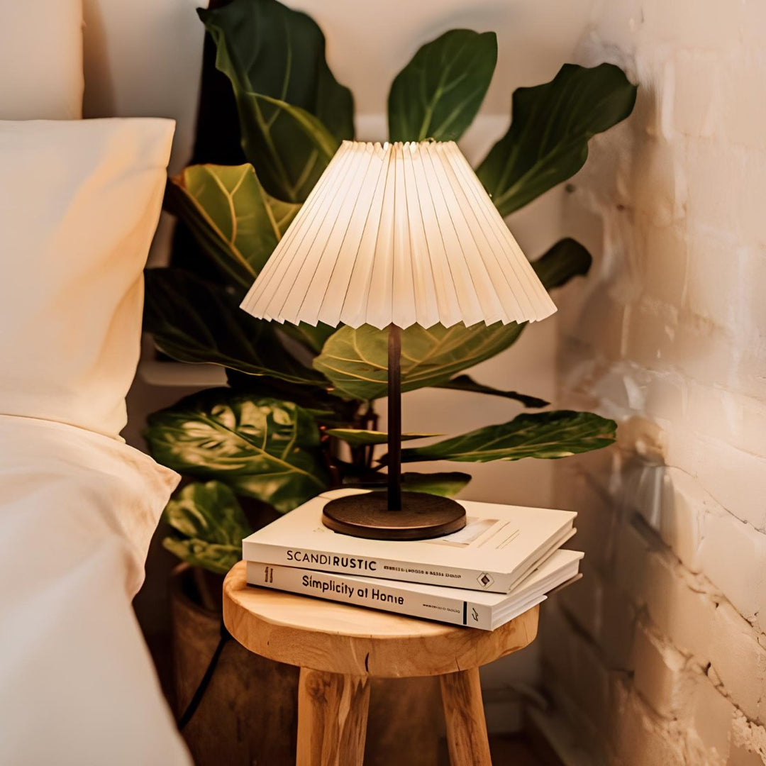 Skanto | Pleatique Bordlampe