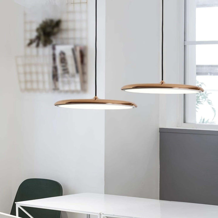 Skanto | Hengende lampe med en enkel form for moderne interiør