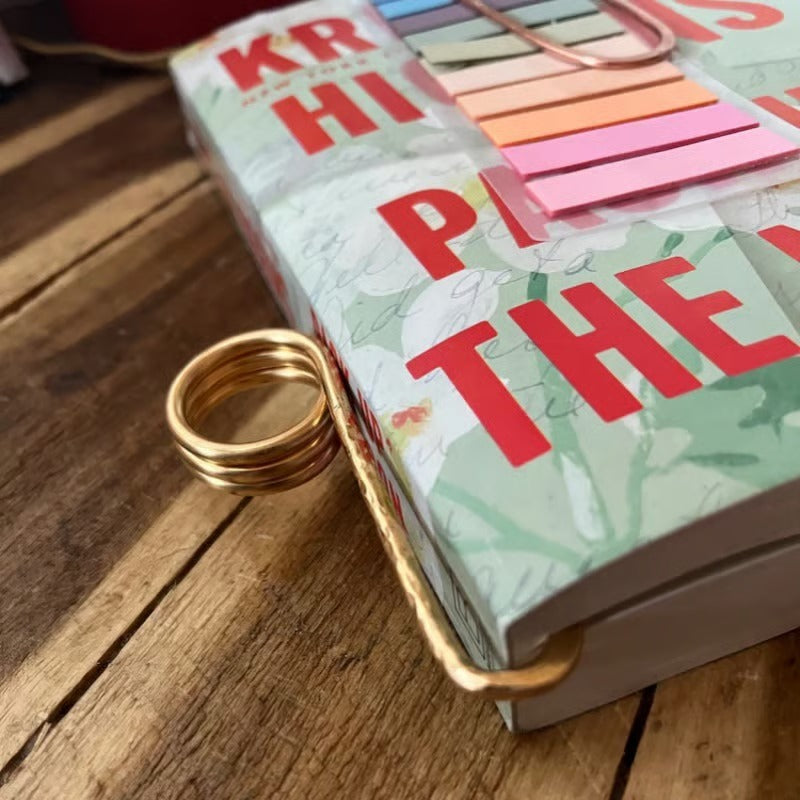 Skanto | GripLux Ring Holder — Smertfri lesing i luksuriøs stil som slapper av tommelen din og holder boken åpen (3 stykker)