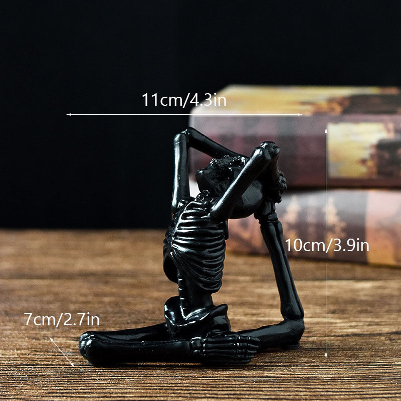 Skanto | Halloween Figurfigur – Harpiks Ornament i Vintage Hvit eller Svart