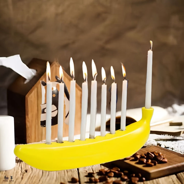 Skanto | Innovativ Keramisk Banan Dekorativ Lysestake - Morsom Lysestake for Hanukkah, Unik Banan Tema Lysestake for Enthusiaster, Fester, Hjemmelysing, Også Egnet for jul, Valentinsdag, Påske, Thanksgiving, Hanukkah Festival Gaver