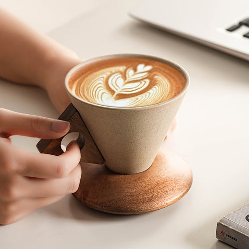 BaristaLuxe Keramisk Kaffekopp 250ml – Håndlaget med Trehåndtak og Underlag | Skanto