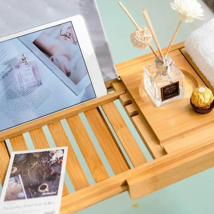 Skanto | Aurevo Bamboo Badekar Caddy | Utvidbar luksus badekarbrett med vinglass- og bokholder
