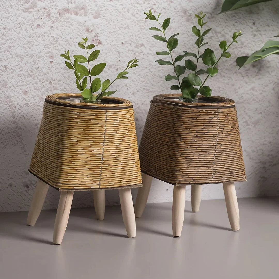 Skanto | Vintage Imitasjon Rattan Blomsterstander med Treben