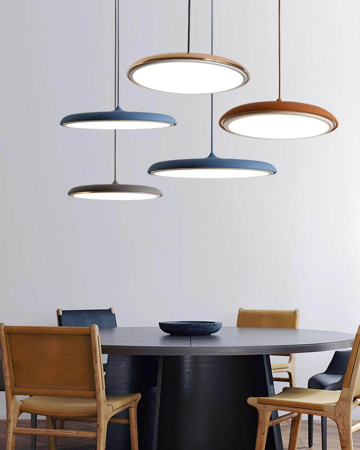 Skanto | Hengende lampe med en enkel form for moderne interiør