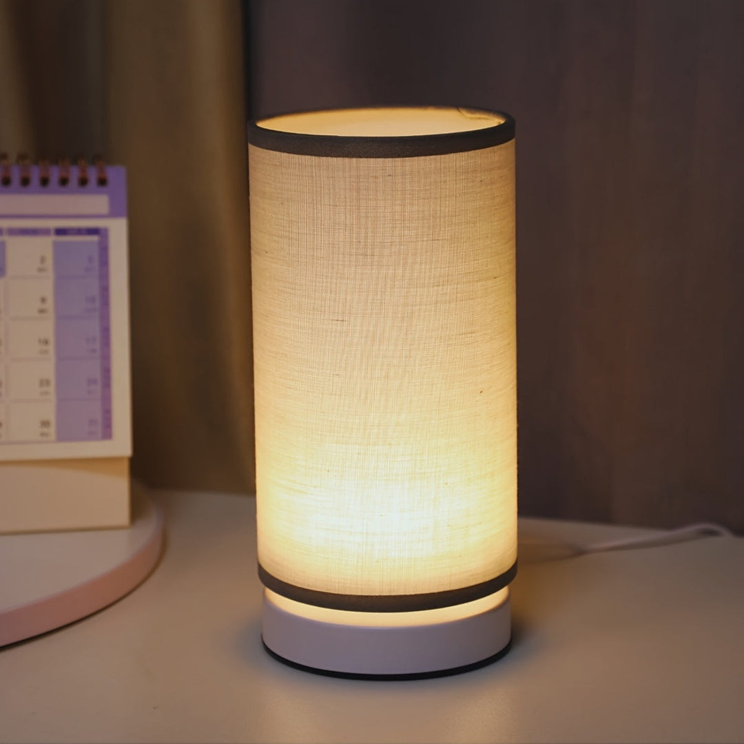 ModernLicht – Opplyst USB Bordlampe i Sylinder Skanto