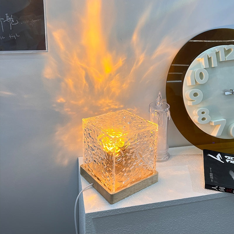 Skanto | LED Bordlampe med Vannbølgeeffekt