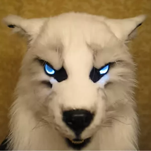 Skanto | WildWerx Bestial Maske — Transformere til den uforglemmelige legenden av natten med et pulserende adrenalinrush!