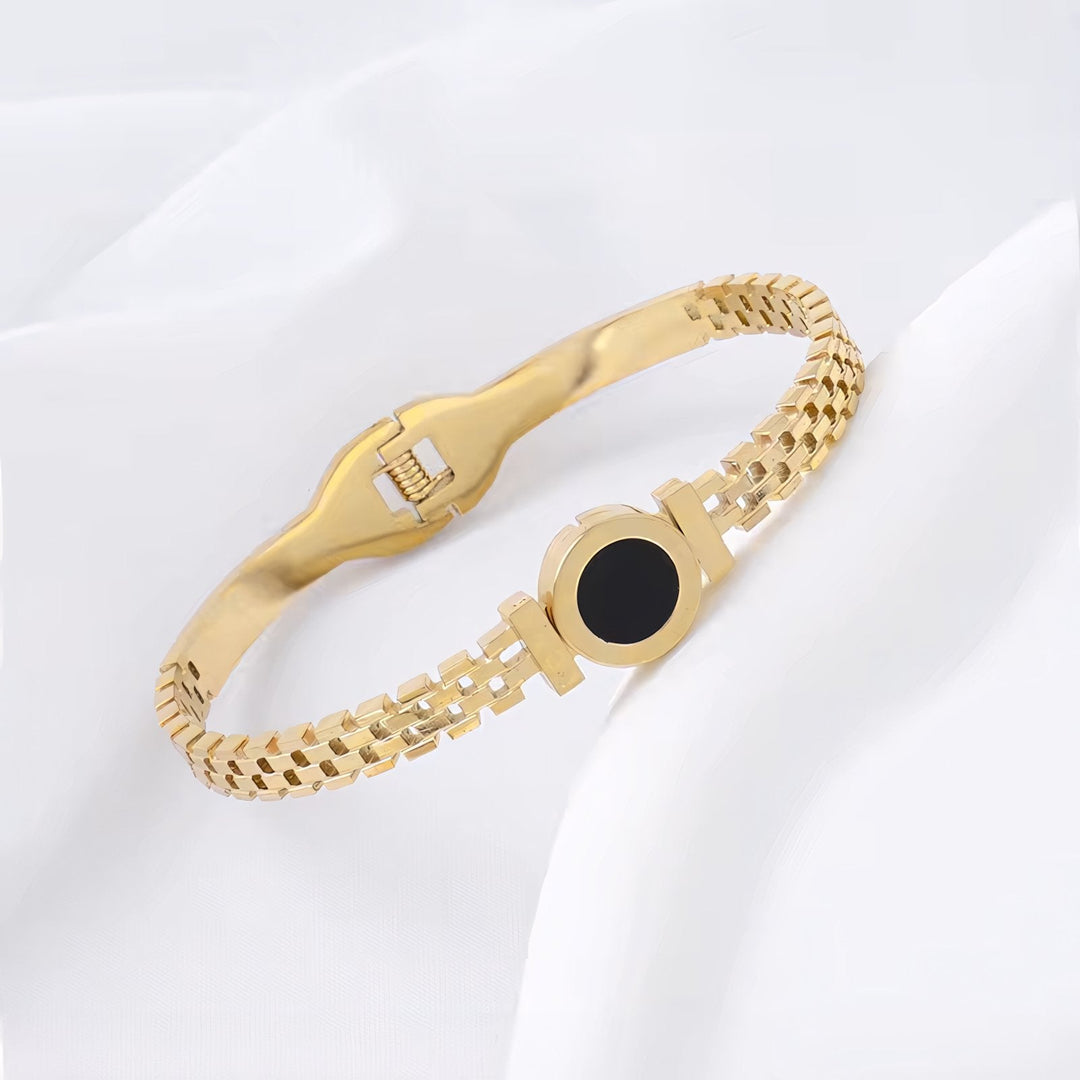 Skanto | Svart senter romertall akzentert bangle armbånd