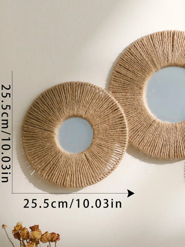 Skanto | Rund dekorativ veggspeil i boho stil med vevd hamp tau