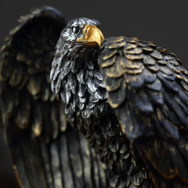 Skanto | Dekorativ Bronse Ørn Skulptur – Aquila
