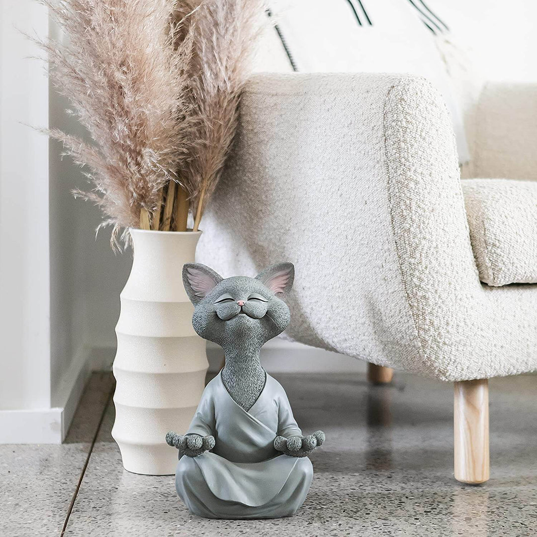 Skanto | Buddha katt med et meditativt uttrykk og spirituell budskap