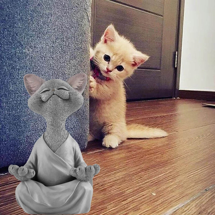 Skanto | Buddha katt med et meditativt uttrykk og spirituell budskap
