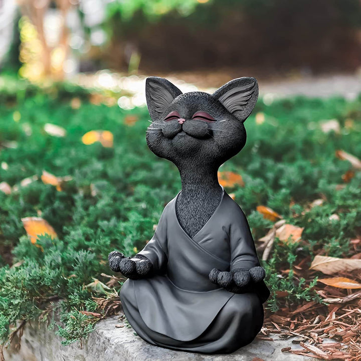 Skanto | Buddha katt med et meditativt uttrykk og spirituell budskap