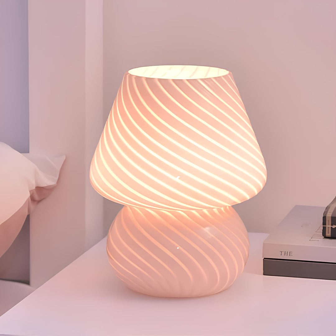 Skanto | Verra Munnblåst Glasslampe