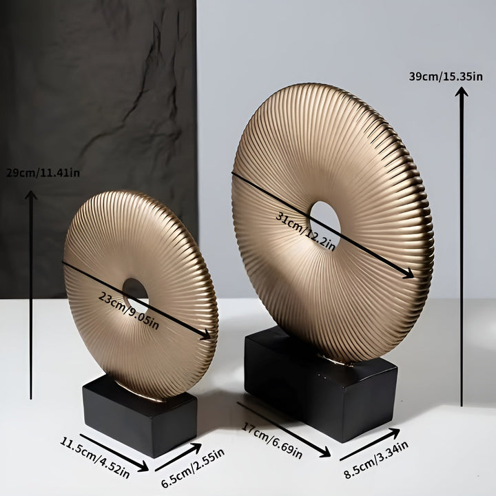 Rund Skulptur i Vintage Stil – Kinesisk Inspirert | Stilren Hjemmedekor laget av Harpiks | Skanto