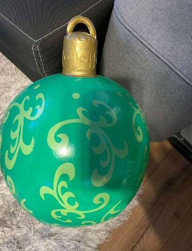 Skanto | Oppblåsbar Juleball Utendørsdekorasjon 60cm – Værbestandig PVC Juledekorasjon