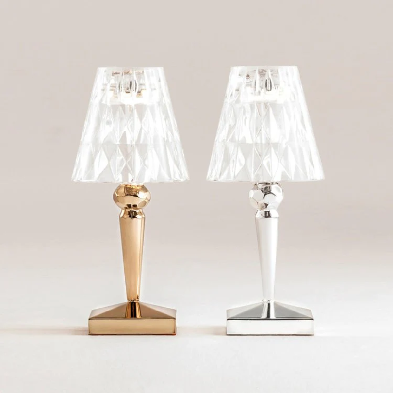 Skanto | Chic Bordlampe med Krystalldesign - CrystalLuxe