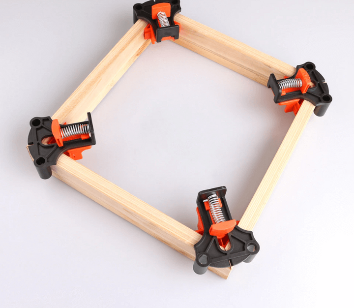 Skanto | CORNERMATE – Justerbart 4-vejs hjørneklips-sett for perfekte 60°, 90° og 120° vinkler