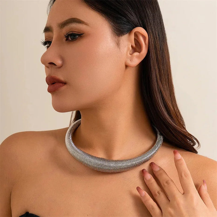 Skanto | Kclassisk Chunky Teksturert Choker Halskjede
