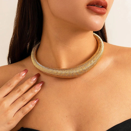 Skanto | Kclassisk Chunky Teksturert Choker Halskjede