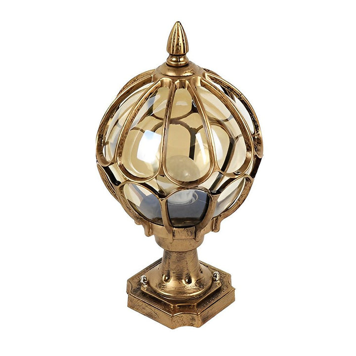 Skanto | Klassisk hage lampe på stang med glasskjerm
