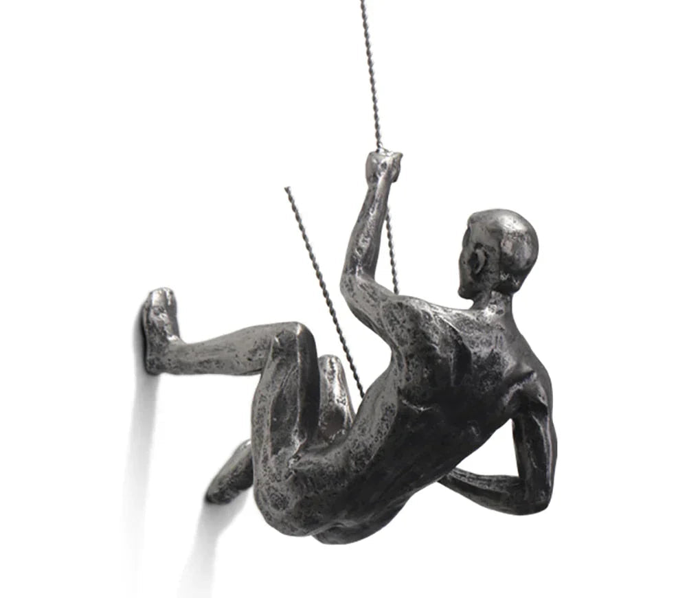 Skanto | Klatrevegg Skulptur – PeakFigures