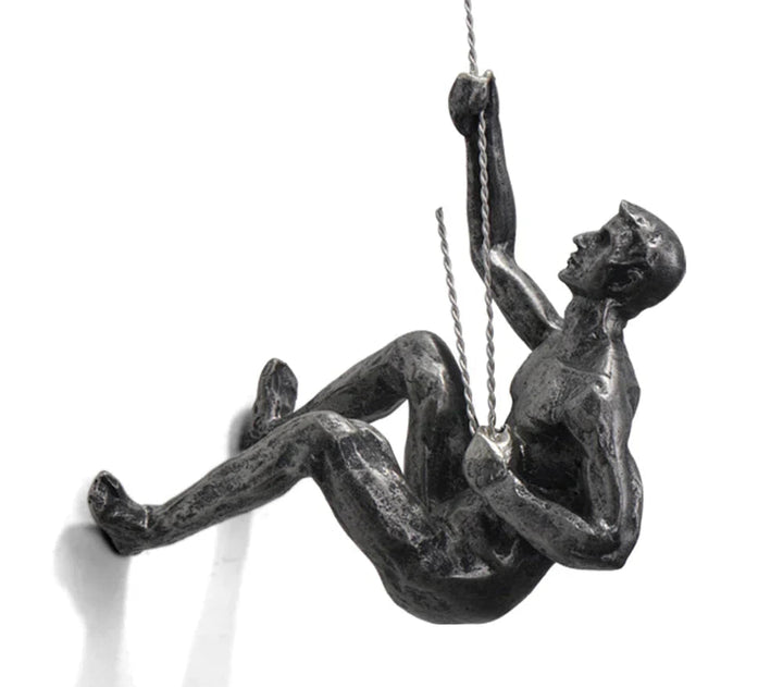 Skanto | Klatrevegg Skulptur – PeakFigures