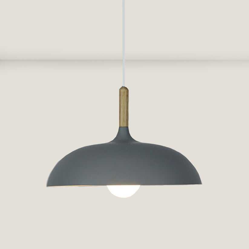 Eiketre taklampe i nordisk design – LED tre plafond lampe | Skanto