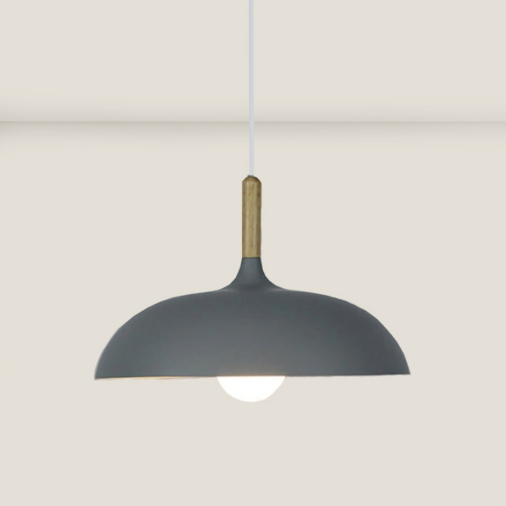 Eiketre taklampe i nordisk design – LED tre plafond lampe | Skanto