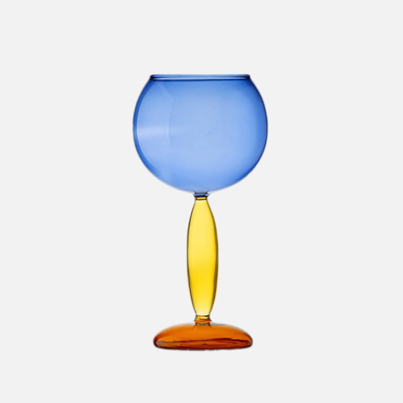 Skanto | Kalk og karaffel laget av farget glass av Phillips