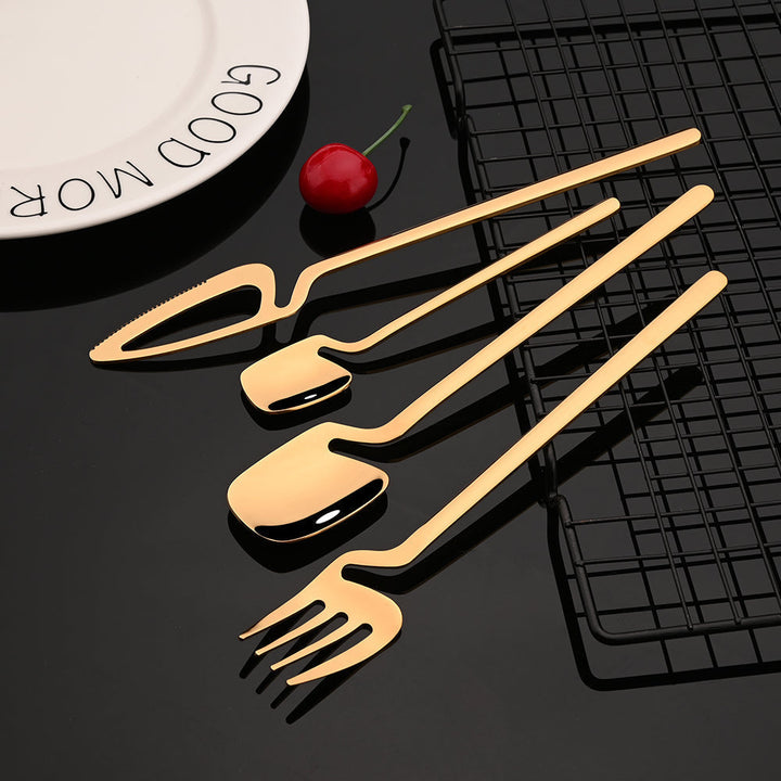 Fargerik bestikk sett kniv gaffel teskje middag servise | Skanto