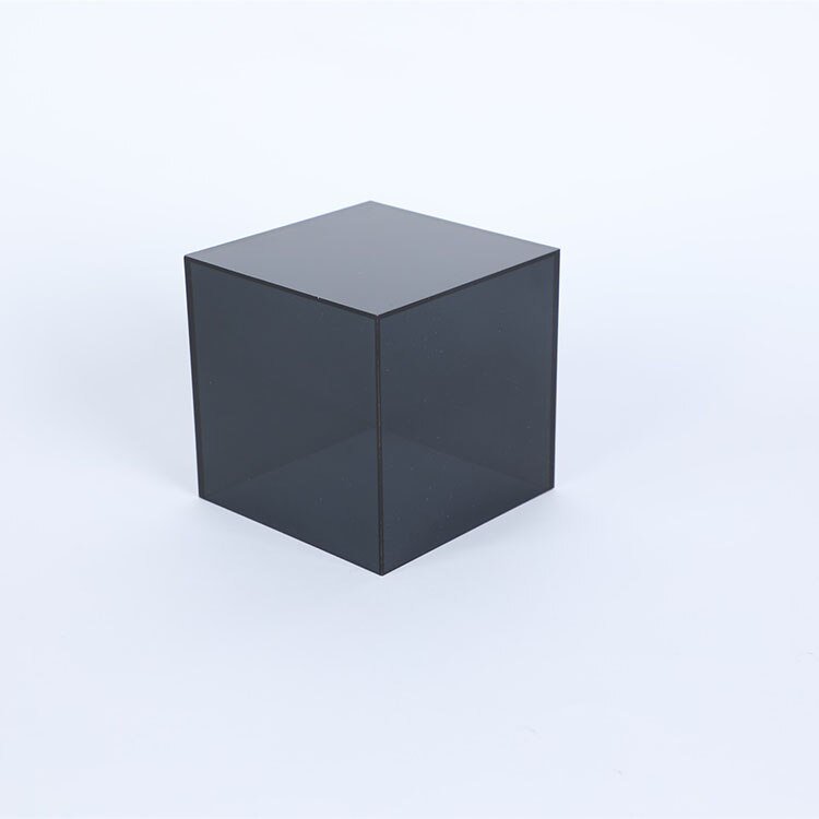 Norvo | ClearCharm – Elegant akryl oppbevaringsboks med gjennomsiktig design for luksuriøse presentasjoner