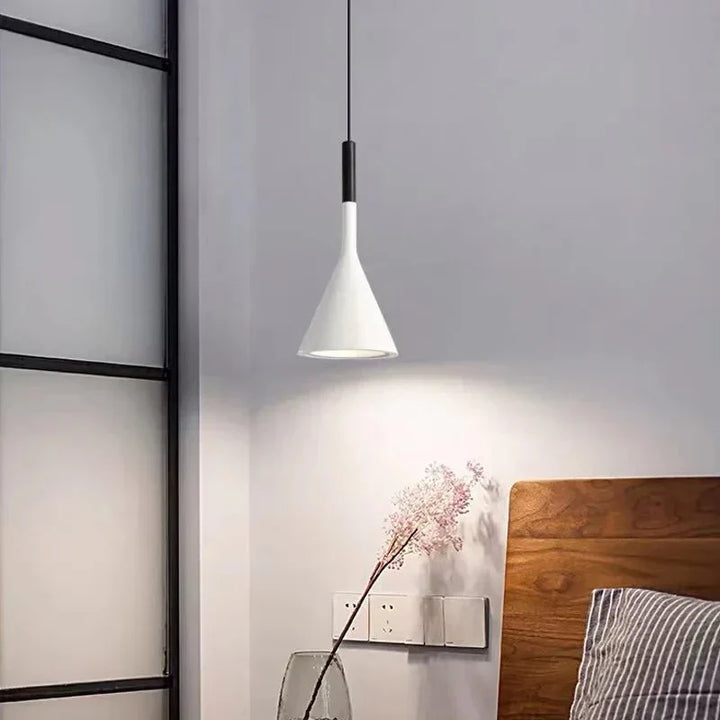 Skanto | FormaLite – Moderne Pendellampe med Justerbar Kabel