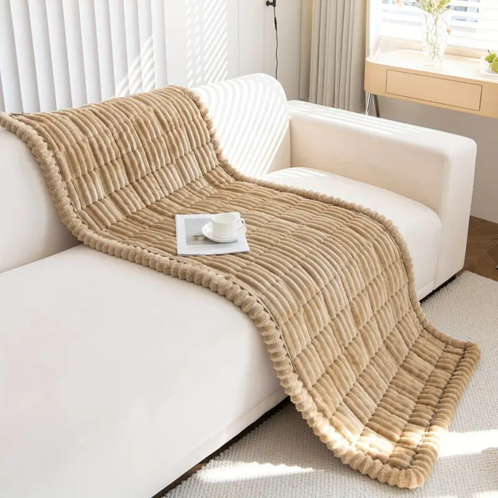 Skanto | Flanell Sofa Trekk Kviltet Design
