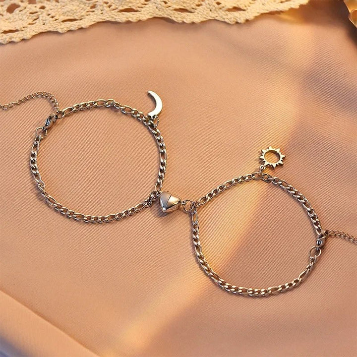 Skanto | Par Magnetisk Hjerte Sol & Måne Armbånd Sett