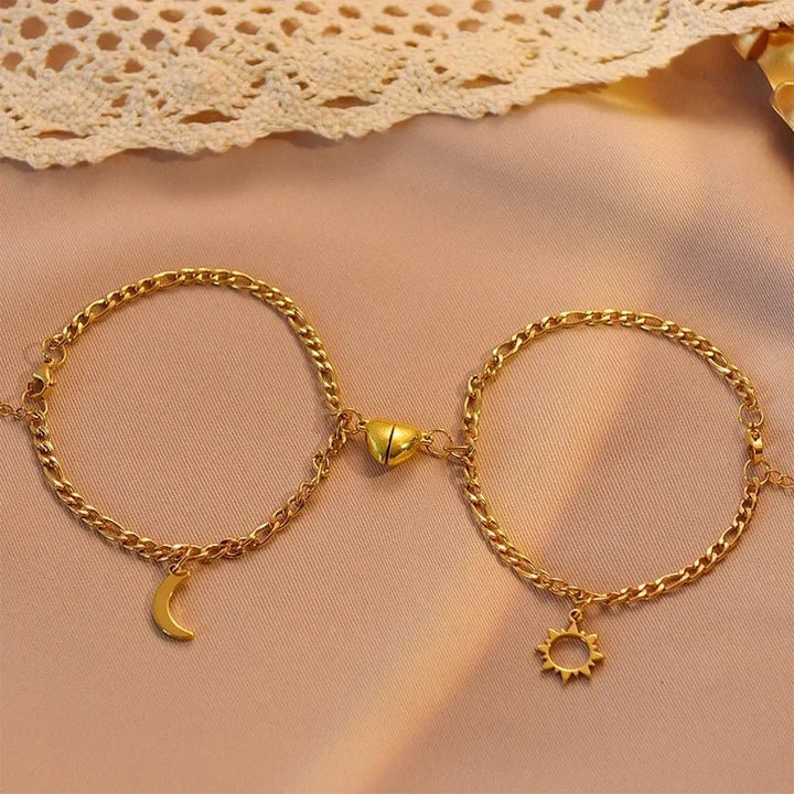 Skanto | Par Magnetisk Hjerte Sol & Måne Armbånd Sett