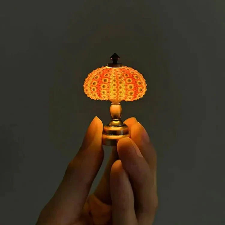 Skanto | Bordlampe Mini Sjøpinnsvin Skall Lys