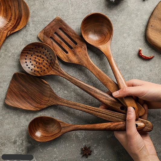 Norvo | Kjøkkensett laget av naturlig teaktre