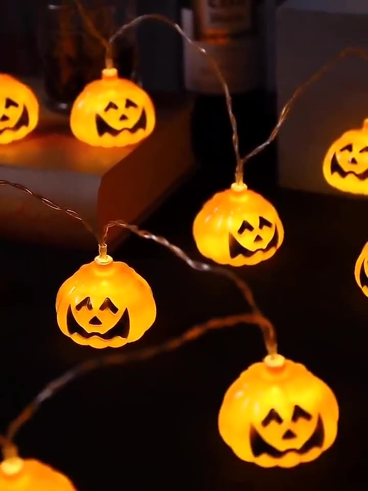 Skanto | Halloween Dekorasjon Lysilder