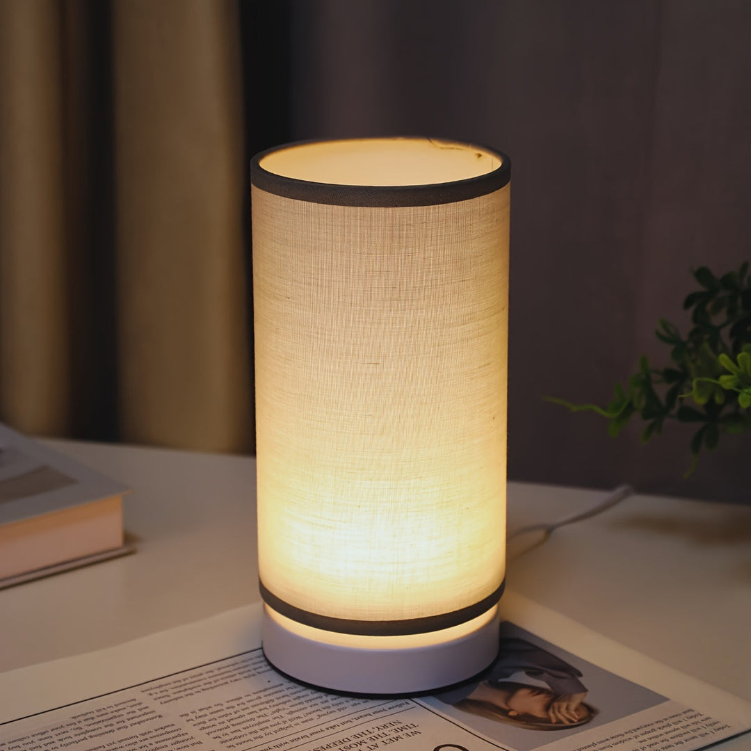 ModernLicht – Opplyst USB Bordlampe i Sylinder Skanto