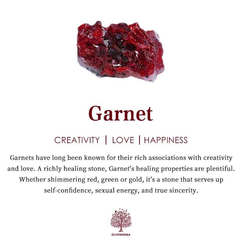 Norvo | Naturstein Grus Pyramide Base Feng Shui Tre