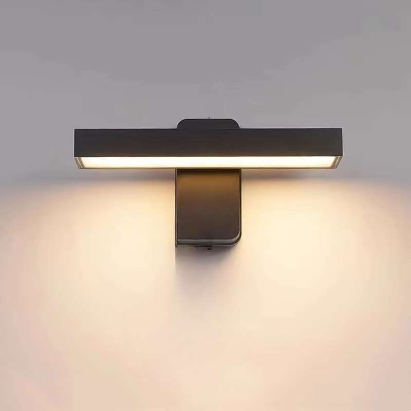 Skanto | Justerbar PIR Bevegelsessensor Utendørs Vegglampe - IP65 Vanntett, Ideell for Utvendig Inngang og Veranda