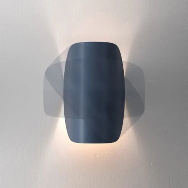 Skanto | Moderne Farget LED Vegglampe i Stilig Design