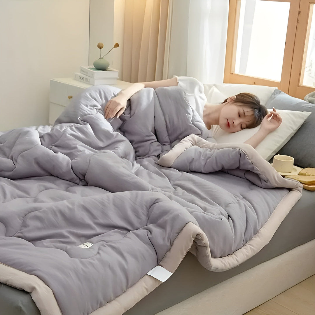 Lett dyne for sommer – Pustende & Allsidig | For sofa, seng & reise | Skanto