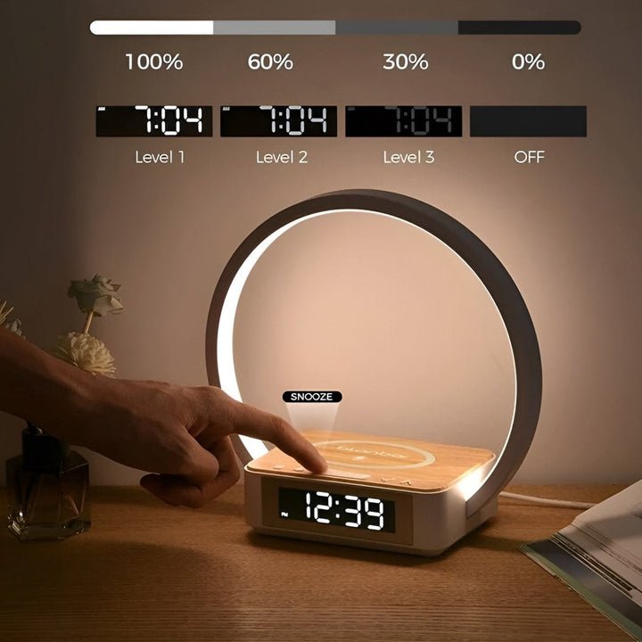 Skanto | GlowMax 3-i-1 LED Bordlampe – Trådløs Lader, Vekkerklokke & Berøringskontroll