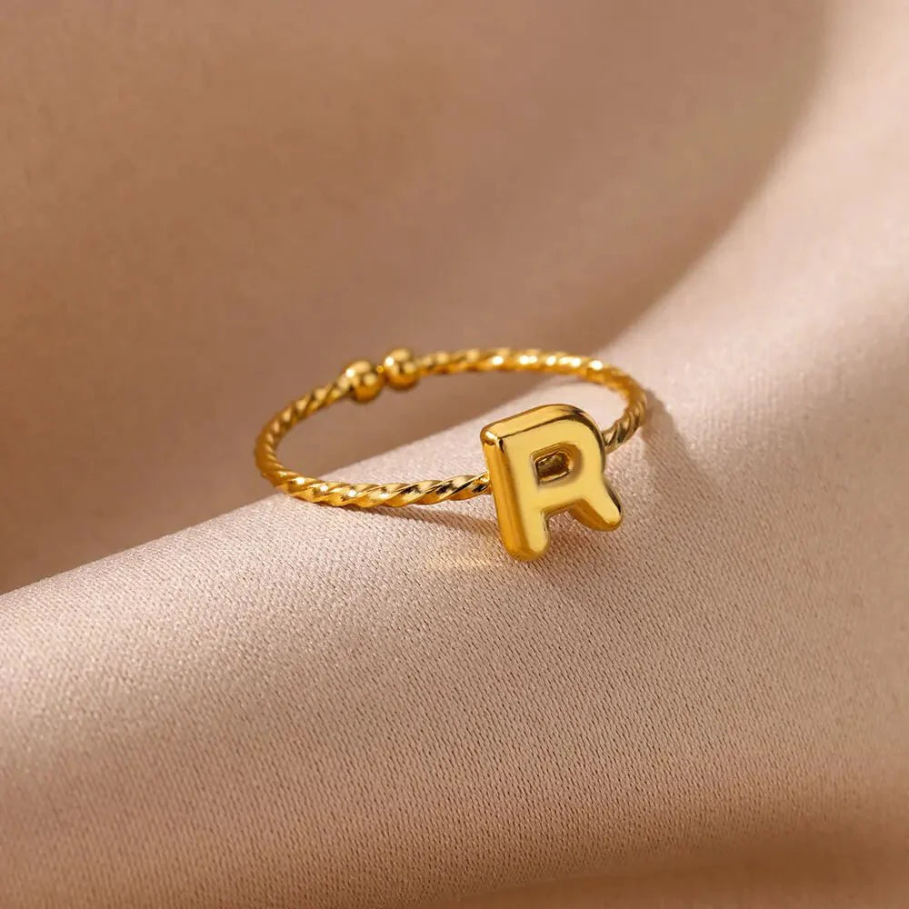 Skanto | Delikat Justerbar Boble Bokstav Initial Ring