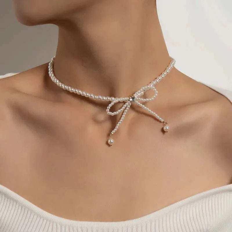 Skanto | Delikat Perle Bue Choker Halskjede